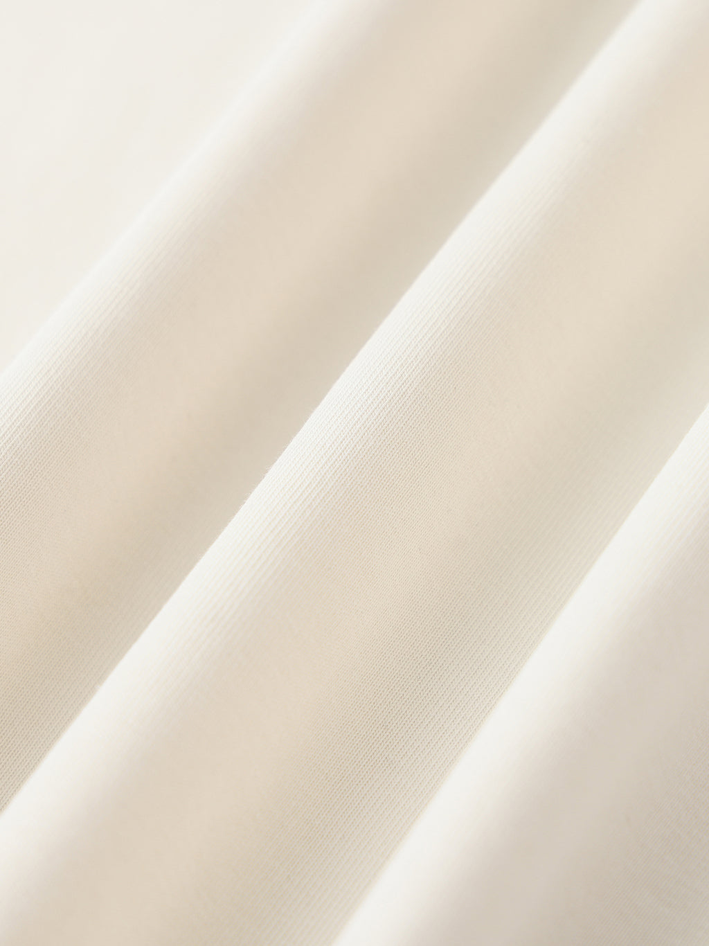 Playera basica Luxors de tela suave